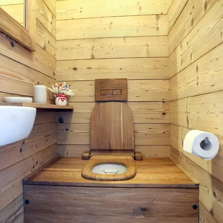 Medovka بيت للعطل